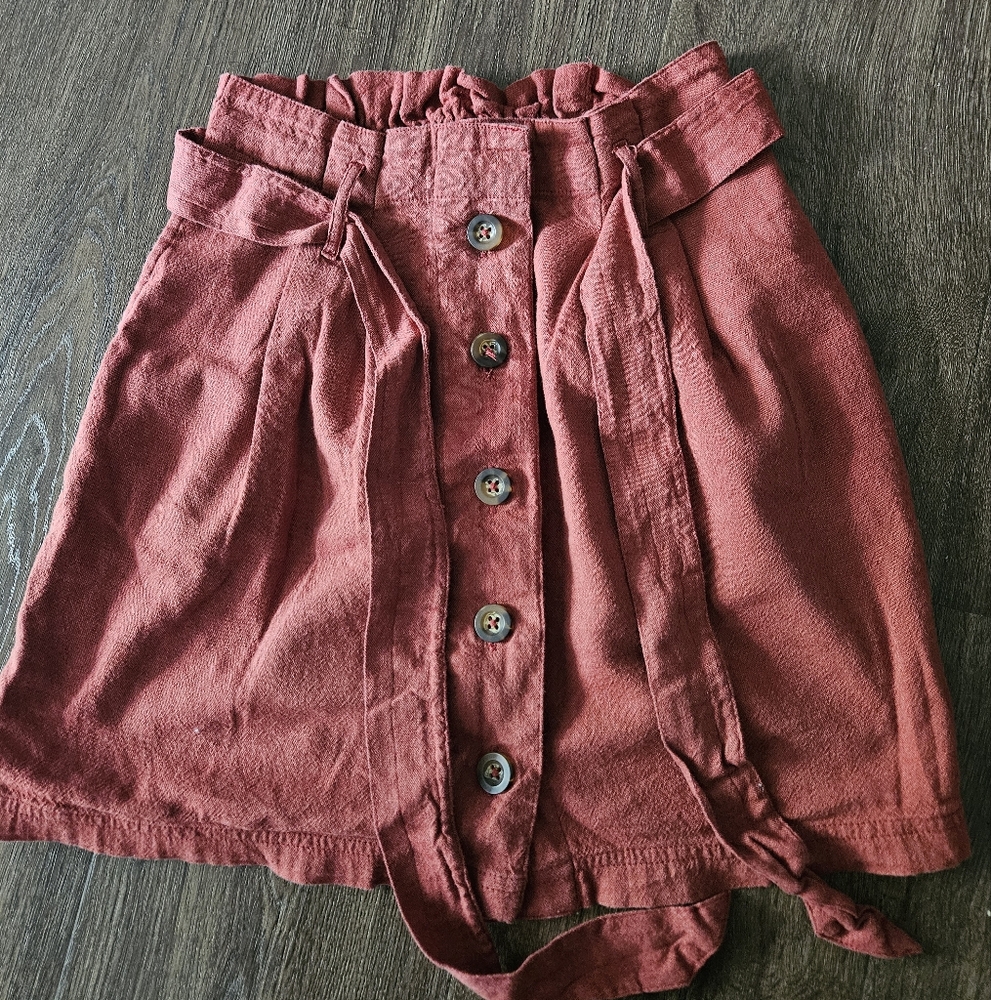 Hollister Coral Ultra High-Rise Skirt